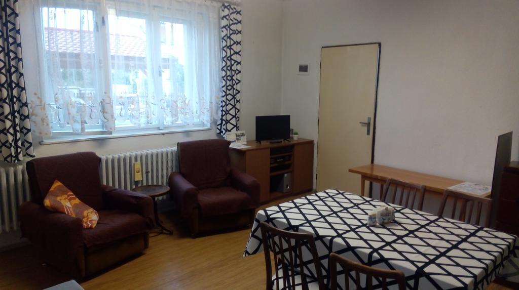 Vejminek U Drahusky Mcely Appartement Buitenkant foto